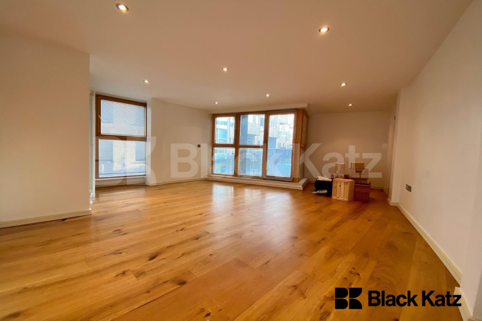 Stunning apartment offering size, quality & location  Great Suffolk Street , Waterloo/Southwark.